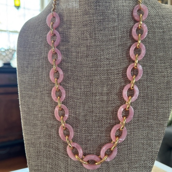 Talbots Pink necklace chain link Gold toned resin adjustable NEW - Picture 1 of 3